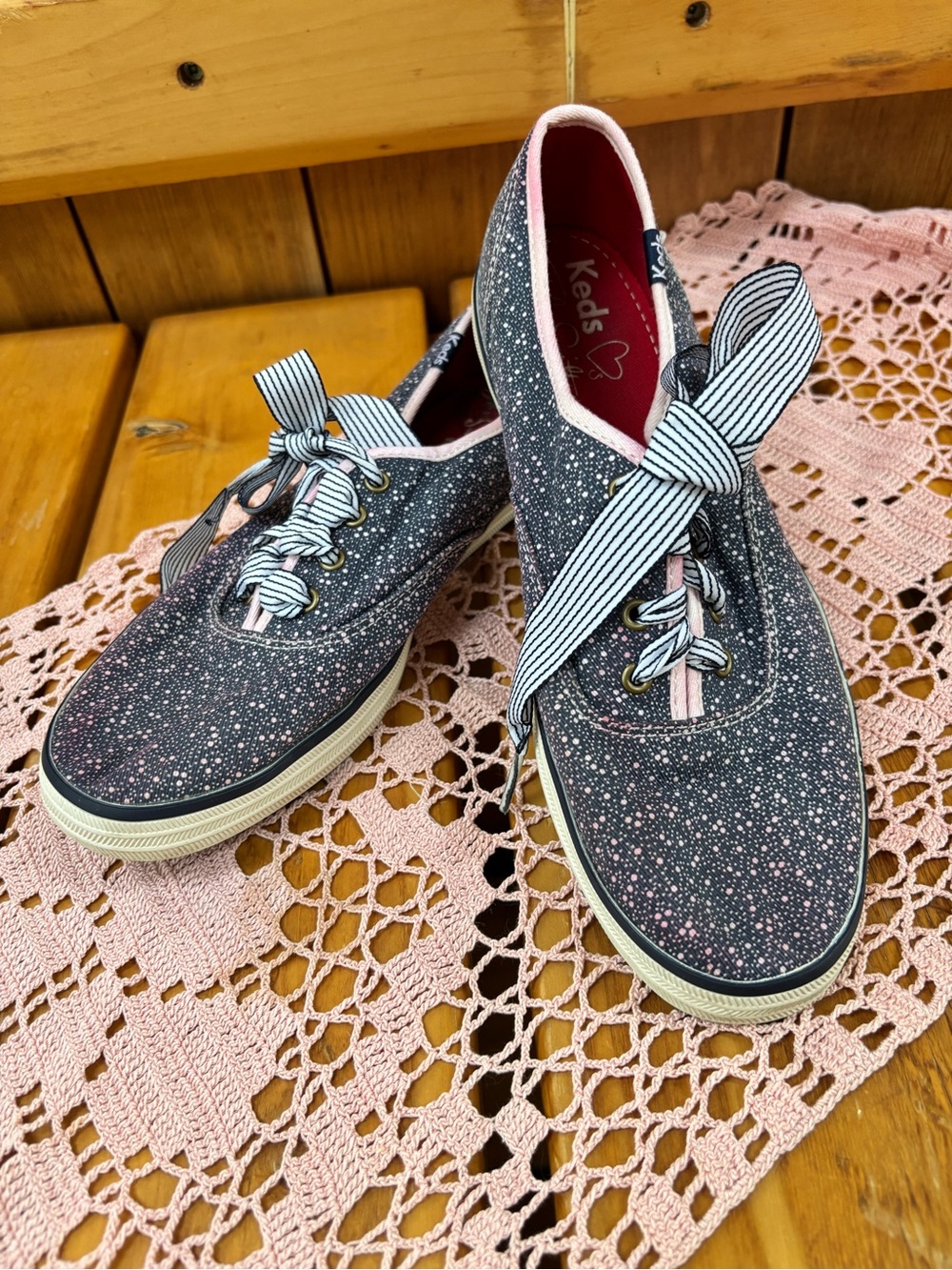 Keds x Taylor Swift Champion Seltzer Dot Sneakers Navy Pink - Size 7.5